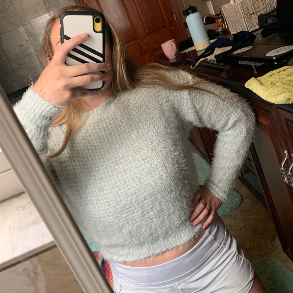 Sweater - Picture 6 of 6